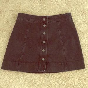 Made well black denim button skirt